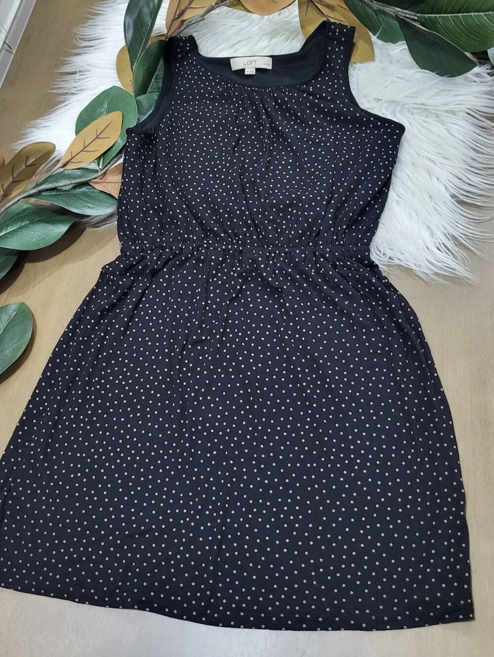 Ann Taylor LOFT Mini Black Dress Polka Dots Stretchy Scoop Neck Size Medium P